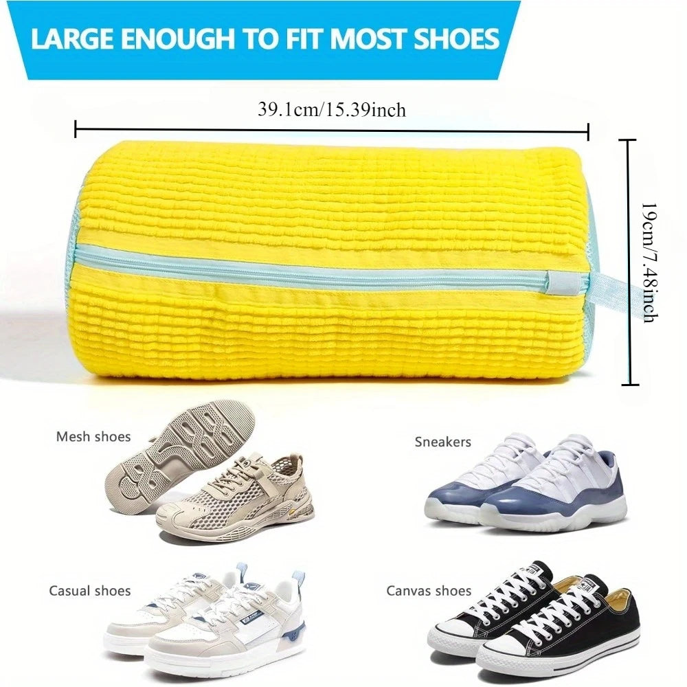 Padded Trainer Wash Bag
